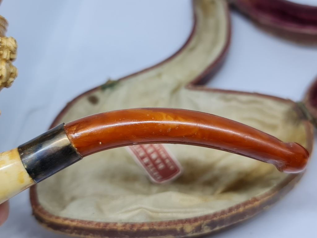 Vintage 19th.C. Meerschaum & Amber Tobacco Pipe/Cigarette Holder "The King & Queen & a Conspiracy"