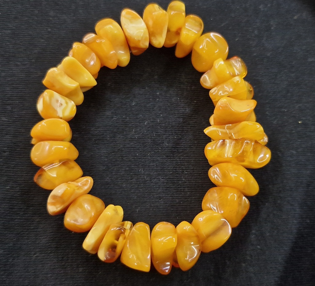 Vintage baltic amber Bracelet butterscotch 19.9g